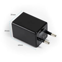 Prise USB avec caméra espion